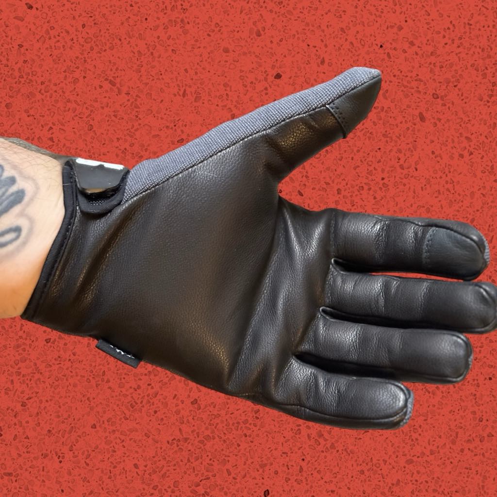 GREY NYLON & POLYESTER VOYOU GLOVE WITH BLACK LEATHER INTERIOR